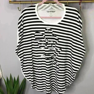 Full Circle-  t-shirt